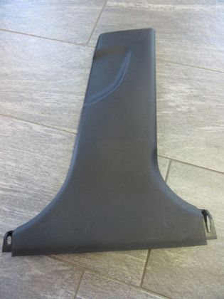 Picture of B-SÄULE RECHTS UNTEN, HYUNDAI i40