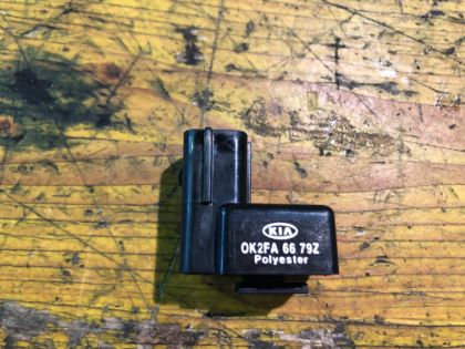 Bild von ABS RELAIS, KIA CARENS CRDi