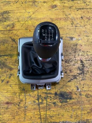 Bild von VERKLEIDUNG SCHALTUNG, KIA CEED (ED) 1,6