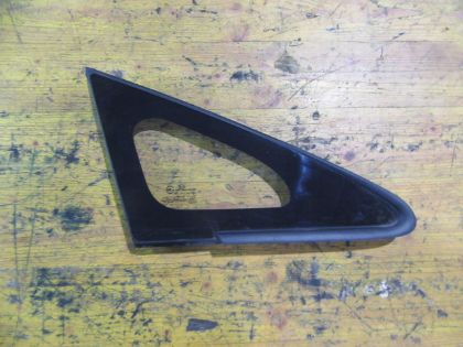 Picture of DREIECKSSCHEIBE RECHTS VORNE, KIA RIO (UB)