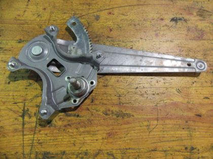 Picture of FENSTERHEBER MANUELL RECHTS HINTEN, HYUNDAI i20 (PB)