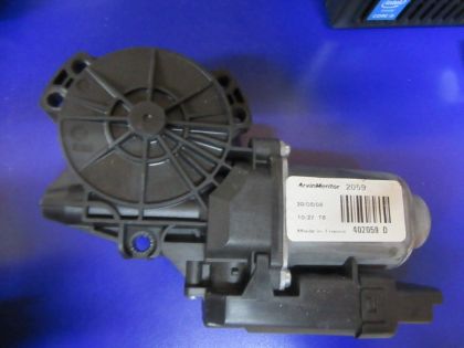 Picture of MOTOR SEITENSCHEIBE LINKS HINTEN, KIA CEED (ED)
