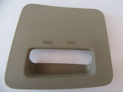 Picture of ABDECKUNG SICHERUNGSKASTEN FUSE OBD, HYUNDAI i40