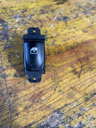 Bild von SCHALTER FENSTERHEBER RECHTS VORNE, HYUNDAI i20 (PB) 1,2