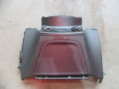 Picture of VERKLEIDUNG ANSCHLUSS AUX/iPOD/USB/12V, HYUNDAI i30 GD 1.6 CRDi