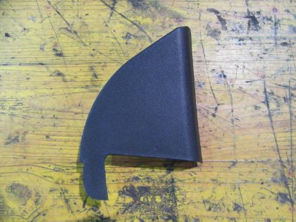 Picture of DREIECK VERKLEIDUNG INNEN TÜR LINKS HINTEN, KIA RIO (UB)