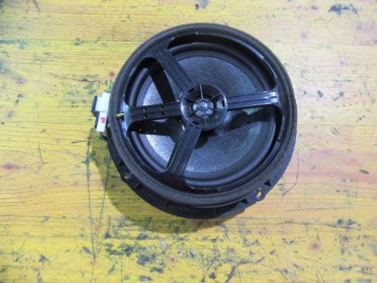 Picture of LAUTSPRECHER RECHTS HINTEN, KIA SORENTO (XM) 2,2 CRDi 4WD