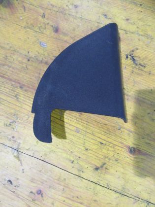 Picture of DREIECK VERKLEIDUNG INNEN LINKS HINTEN, KIA RIO (UB)