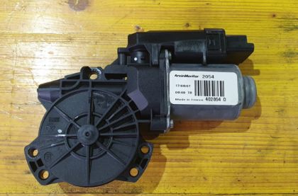 Bild von FENSTERHEBER MOTOR RECHTS VORNE, KIA CEED 06