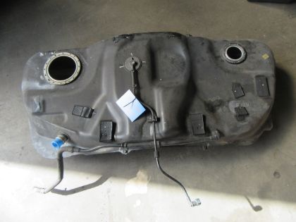 Bild von TANK, HYUNDAI GENESIS COUPE 08