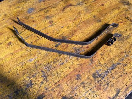 Picture of TANKBAND LINKS & RECHTS, KIA RIO 1,2 (UB)