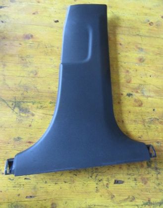 Bild von B-SÄULE RECHTS UNTEN, KIA RIO (YB)