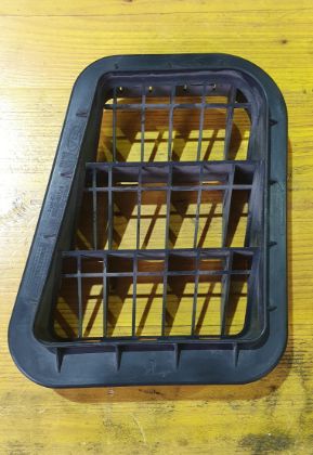 Bild von ZWANGSENTLÜFTUNG GITTER LUFT RECHTS HINTEN, CEED 1,6 CRDi (ED)