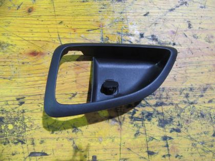 Picture of GEHÄUSE TÜRGRIFF INNEN RECHTS, HYUNDAI ix35 (TUCSON 11) 4WD