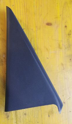 Picture of DREIECK VERKLEIDUNG TÜR INNEN RECHTS HINTEN, HYUNDAI i30 CW (FD)