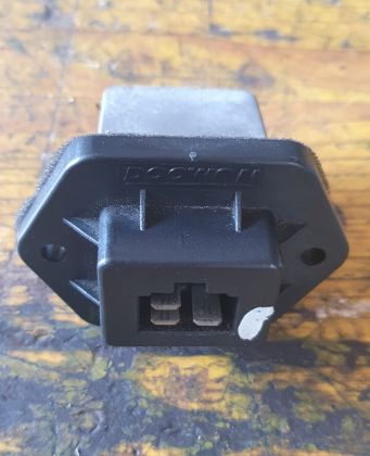 Bild von WIDERSTAND, KIA SPORTAGE 2.0 CRDi 4WD (JE)