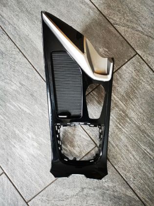 Picture of HYUNDAI i40 ABDECKUNG MITTELKONSOLE SCHIEBEELEMENT