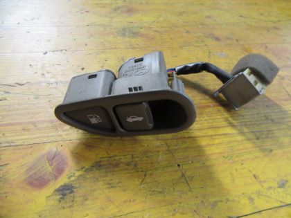 Picture of SCHALTER TANKDECKEL ÖFFNER HECKKLAPPEN ÖFFNER, HYUNDAI SONATA