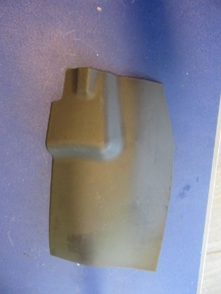 Picture of ABDECKUNG MITTELKONSOLE RECHTS, KIA SOUL 08