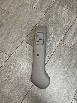 Bild von SCHUTZABDECKUNG ELEKTRONISCHE SITZVERSTELLUNG LINKS VORNE, KIA SORENTO (JC)