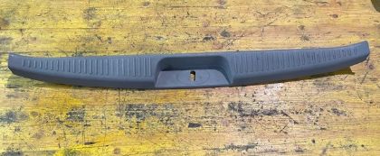 Picture of VERKLEIDUNG LADEKANTE KOFFERRAUM, KIA CARNIVAL (VQ)