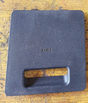 Bild von ABDECKUNG SICHERUNGSKASTEN FUSE, KIA RIO 1,2 (UB)