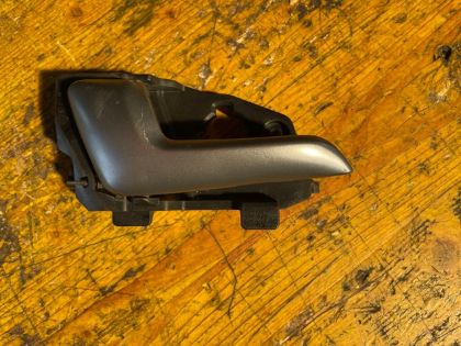 Bild von TÜRGRIFF INNEN LINKS HINTEN, KIA RIO 1,2 (UB)