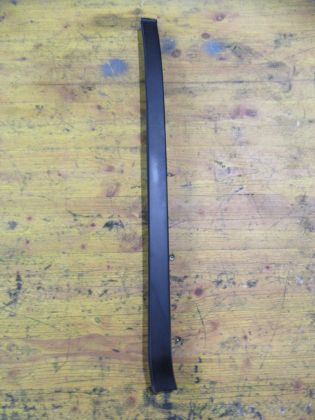 Bild von EINFASSUNG WINDSCHUTZSCHEIBE RECHTS, KIA SORENTO (XM) 2,2 CRDi 4WD