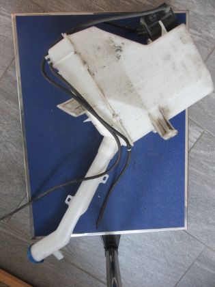 Picture of BEHÄLTER MOTOR & PUMPE SCHEIBENWASCHANLAGE, KIA SOUL 08