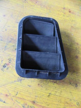 Bild von ZWANGSENTLÜFTUNG GITTER LUFT LINKS HINTEN, HYUNDAI i30 (GD)