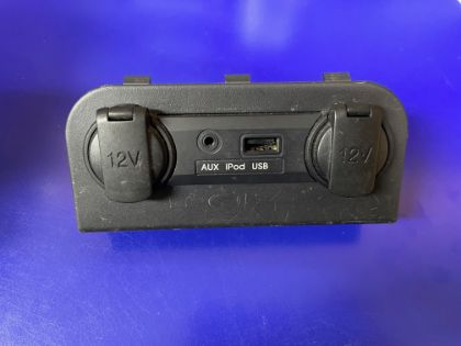 Bild von ANSCHLUSS 12V AUX iPOD USB, KIA RIO 1,2 (UB)