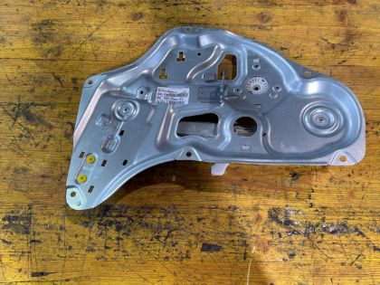 Picture of FENSETERHEBER ELEKTRISCH RECHTS HINTEN, HYUNDAI ix35