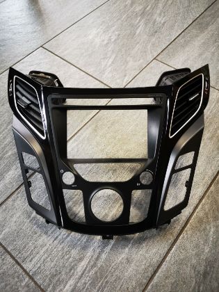 Bild von HYUNDAI i40 VERKLEIDUNG INSTRUMENTENTAFEL MITTE INKL KANALBAUGRUPPEN