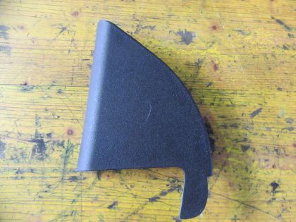 Picture of DREIECK VERKLEIDUNG INNEN TÜR RECHTS HINTEN, KIA RIO (UB)