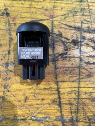 Picture of SENSOR ALARMANLAGE ARMATURENBRETT, KIA CEED (ED) 1,6