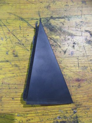 Bild von DREIECK VERKLEIDUNG TÜR AUSSEN RECHTS HINTEN, HYUNDAI ix20