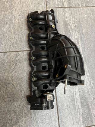 Bild von KIA SPORTAGE 2.0 CRDi 4WD (SL) - ANSAUGBRÜCKE