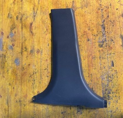 Bild von B-SÄULE LINKS UNTEN, KIA RIO 1,2 (UB)