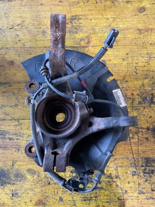 Bild von ACHSSCHENKEL RECHTS VORNE, KIA RIO 1,2 (UB)