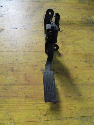 Bild von GASPEDAL, KIA RIO (UB)