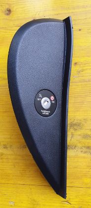 Picture of ABDECKUNG KINDERVERANKERUNGSVERSCHLUSS RECHTS, SPORTAGE 2.0 CRDi 4WD (SL)