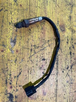 Bild von LAMBDASONDE VOR KAT, KIA RIO 05 (JB)