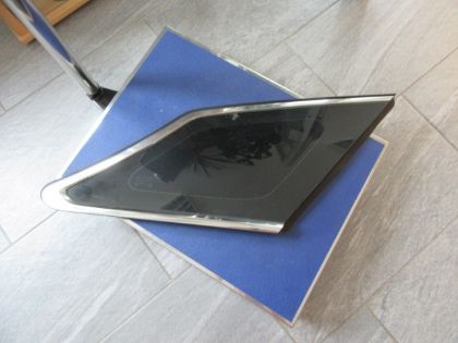 Picture of FIXELEMENT SCHEIBE HINTEN RECHTS, HYUNDAI i40