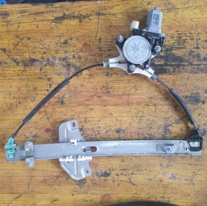 Picture of FENSTERHEBER ELEKTRISCH RECHTS VORNE, KIA RIO 1,2 (UB)