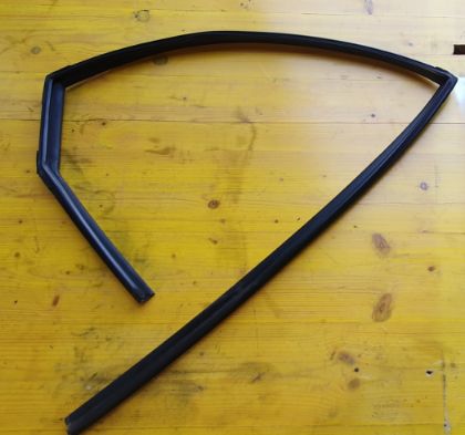 Picture of DICHTGUMMI SEITENSCHEIBE RECHTS HINTEN, HYUNDAI i30 CW (FD)