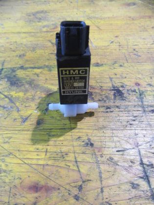 Picture of MOTOR & PUMPE SCHEIBENWASCHANLAGE, HYUNDAI ACCENT 1,3