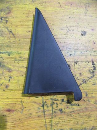 Picture of DREIECK VERKLEIDUNG INNEN RECHTS HINTEN, KIA SORENTO (XM) 2,2 CRDi 4WD