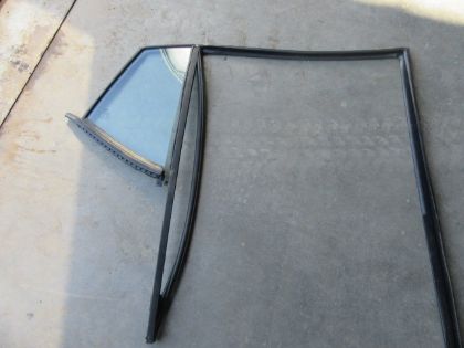 Bild von FIXELEMENT SEITENSCHEIBE RECHTS HINTEN inkl DICHTGUMMI,  HYUNDAI i10 (PA)