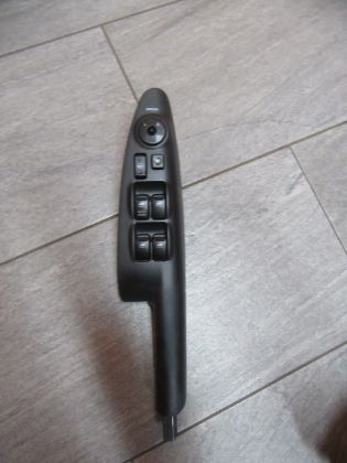 Picture of HAUPTSCHALTER FENSTERHEBER LINKS, HYUNDAI TUCSON 4WD