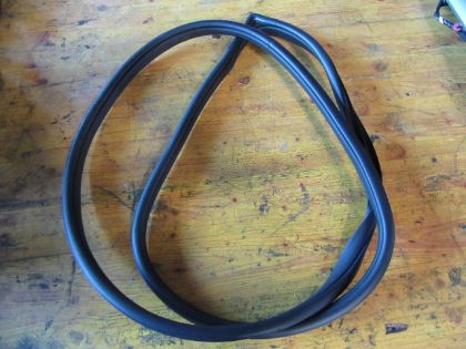 Bild von DICHTGUMMI GEHÄUSE LINKS VORNE, KIA RIO (YB)